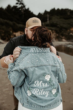Jordan-Ethan-Engagement-forgarty-creek-oregon-photos (32 of 51)