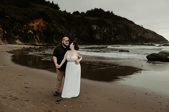 Jordan-Ethan-Engagement-forgarty-creek-oregon-photos (37 of 51)