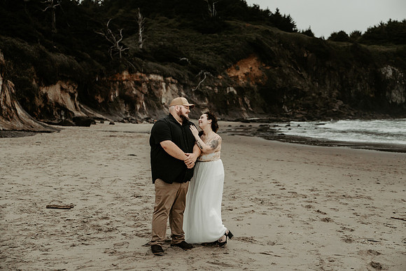 Jordan-Ethan-Engagement-forgarty-creek-oregon-photos (45 of 51)