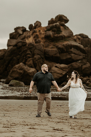 Jordan-Ethan-Engagement-forgarty-creek-oregon-photos (7 of 51)