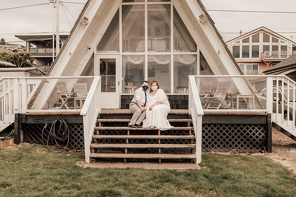 Jordan-Lainey-Roads-End-lincoln-City-oregon-airbnb-Elopement-photos-121