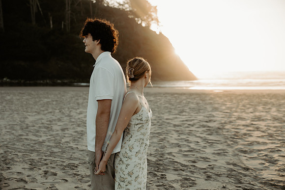 Caiden-Gracie-ENGAGEMENT-neskowin-oregon- (2 of 35)