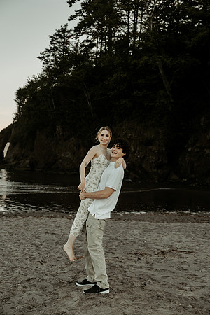 Caiden-Gracie-ENGAGEMENT-neskowin-oregon- (14 of 35)