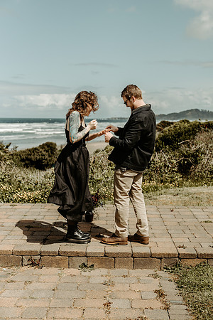 Sam-Frannie-Engagement-photos-newport (5 of 32)