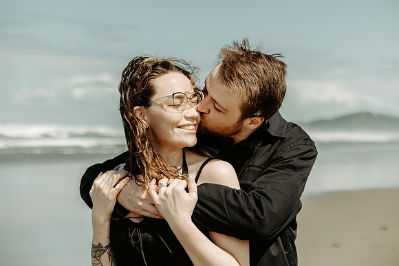Sam-Frannie-Engagement-photos-newport (15 of 32)