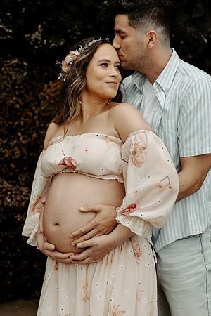 Brian-Veronica-Maternity-Photos-Arch-Cape-Oregon (8 of 51)