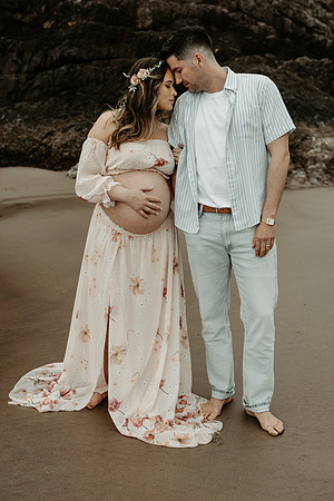 Brian-Veronica-Maternity-Photos-Arch-Cape-Oregon (17 of 51)