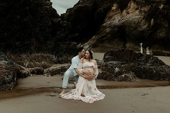 Brian-Veronica-Maternity-Photos-Arch-Cape-Oregon (46 of 51)