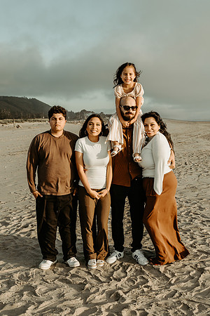 Irlanda-Family-Photos-Rockaway-Oregon-2026 (46 of 82)