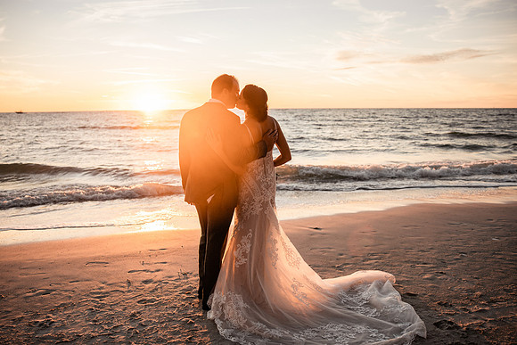 Bennett-Tamra-Sunset-Beach-House-Wedding-Saint-Peterburg-Florida-2021-8221