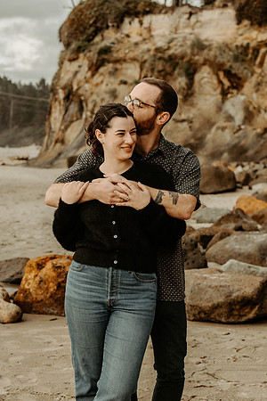 Taylor-lexis-Engagement-Photos-Fogarty-creek (12 of 46)