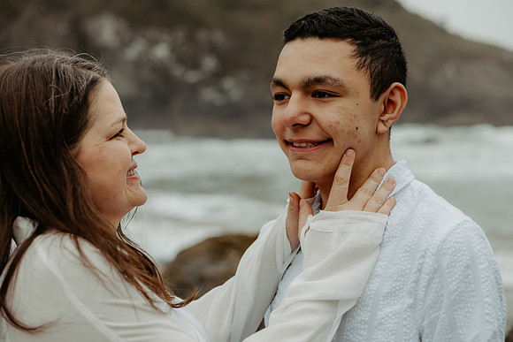 Shley-Mother-Son-Photo-Session-Oregon (11 of 28)