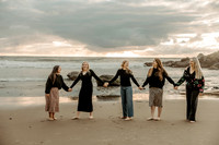 Katie-friendcation-Depoe-Bay-Oregon-Photos-2026 (11 of 41)
