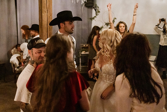 Gage-Mckayla-Adeline-Farm-Wedding-Photos-2021-1215