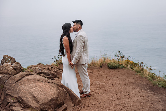 Cesar-Lesley-Cannon-Beach-Manzanita-Elopement Photos-16