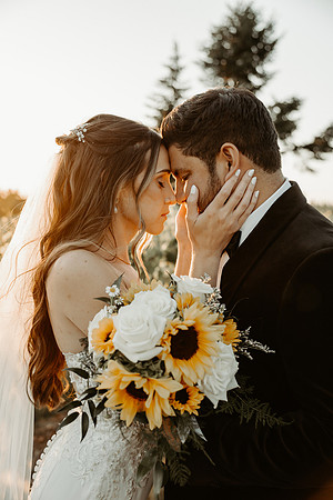 Brianna-Natalio-Wedding-Portraits-Oregon (28 of 65)