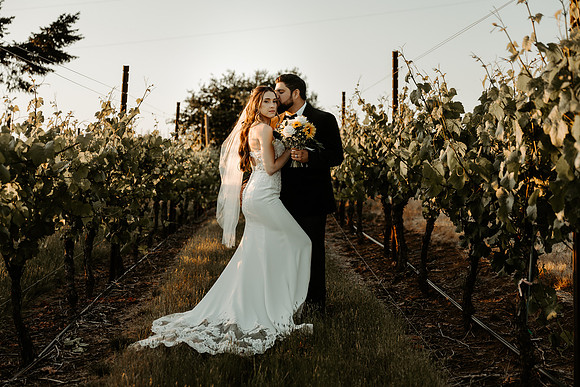 Brianna-Natalio-Wedding-Portraits-Oregon (26 of 65)