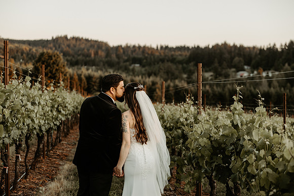 Brianna-Natalio-Wedding-Portraits-Oregon (37 of 65)