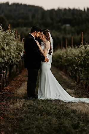 Brianna-Natalio-Wedding-Portraits-Oregon (50 of 65)