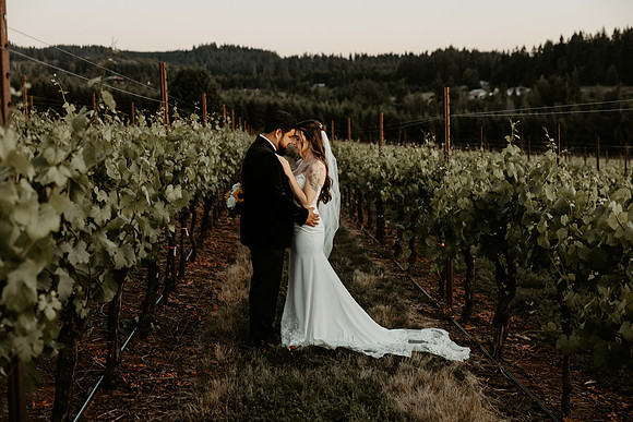 Brianna-Natalio-Wedding-Portraits-Oregon (48 of 65)