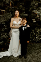 Briana-Natalio-Wedding-Scotts-Mills-Vineyard-oreg0n-Photos (5 of 17)