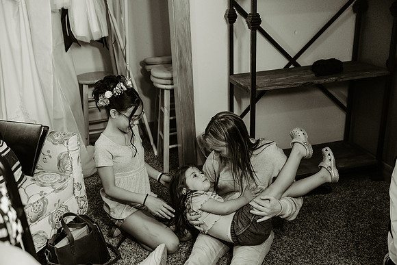 First Look Family Portraits (48 of 460)