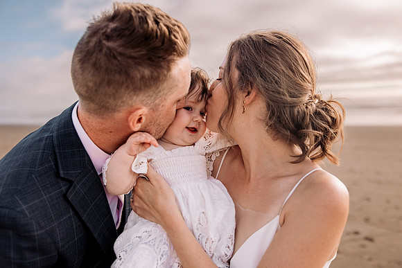 Ben-Ashleigh-Beverly-Beach-Oregon-Elopement (25 of 109)