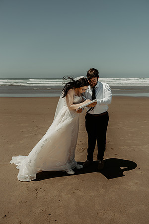 Patrick-Stella-Elopement-Photos-Lincoln-City (13 of 55)