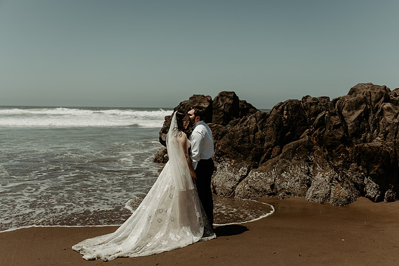 Patrick-Stella-Elopement-Photos-Lincoln-City (30 of 55)