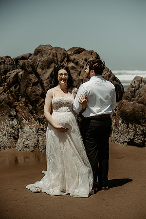 Patrick-Stella-Elopement-Photos-Lincoln-City (34 of 55)