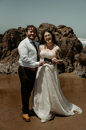 Patrick-Stella-Elopement-Photos-Lincoln-City (39 of 55)