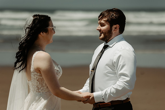 Patrick-Stella-Elopement-Photos-Lincoln-City (48 of 55)