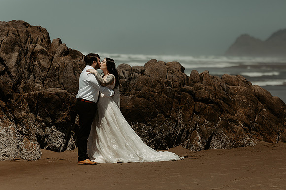 Patrick-Stella-Elopement-Photos-Lincoln-City (51 of 55)