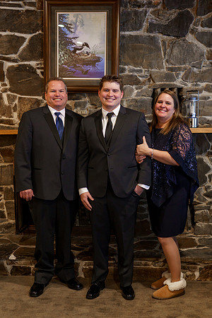 Tyler-Brittani-Lake-Priest-Idaho-Winter-Snow-Wedding-2021-02816