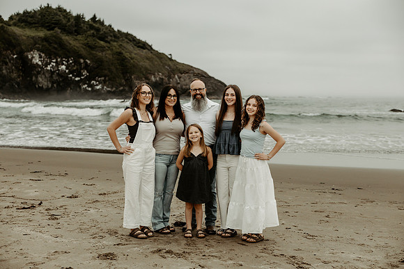 Dustin-Family-Photos-2026-Depoe-Bay-Oregon (1 of 68)
