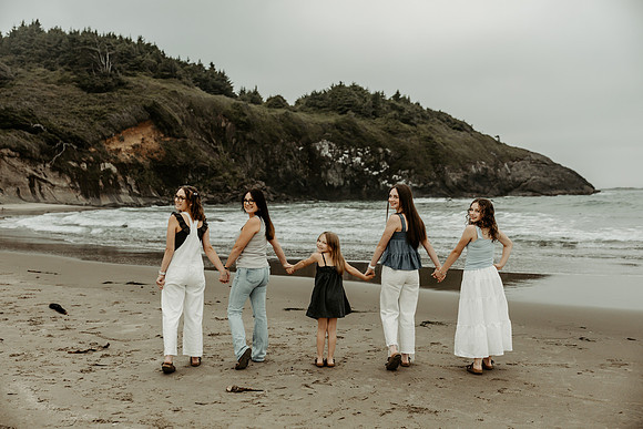 Dustin-Family-Photos-2026-Depoe-Bay-Oregon (4 of 68)