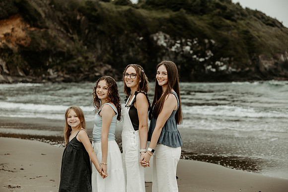 Dustin-Family-Photos-2026-Depoe-Bay-Oregon (6 of 68)
