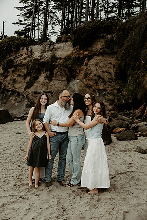 Dustin-Family-Photos-2026-Depoe-Bay-Oregon (9 of 68)