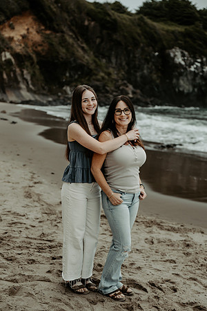 Dustin-Family-Photos-2026-Depoe-Bay-Oregon (46 of 68)