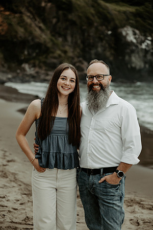 Dustin-Family-Photos-2026-Depoe-Bay-Oregon (48 of 68)