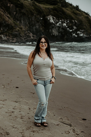 Dustin-Family-Photos-2026-Depoe-Bay-Oregon (51 of 68)