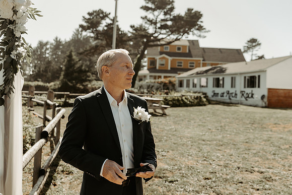 Scott-Valerie-Depoe-Bay-Intimate-Wedding-Photos (11 of 118)