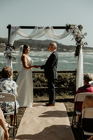 Scott-Valerie-Depoe-Bay-Intimate-Wedding-Photos (21 of 118)