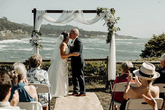 Scott-Valerie-Depoe-Bay-Intimate-Wedding-Photos (24 of 118)