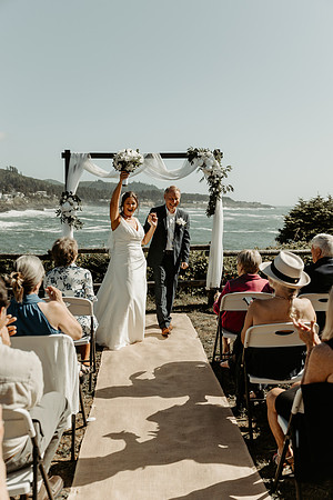 Scott-Valerie-Depoe-Bay-Intimate-Wedding-Photos (25 of 118)