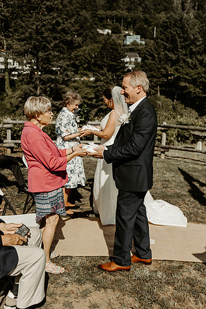 Scott-Valerie-Depoe-Bay-Intimate-Wedding-Photos (31 of 118)