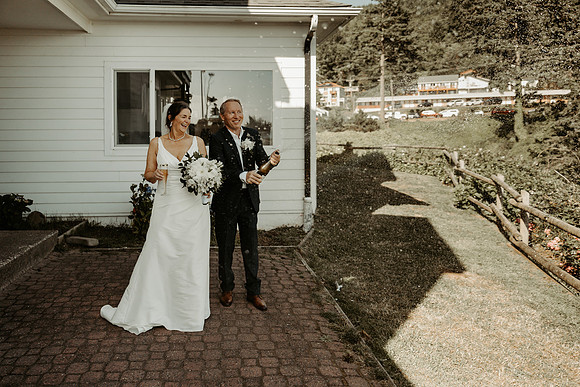 Scott-Valerie-Depoe-Bay-Intimate-Wedding-Photos (44 of 118)