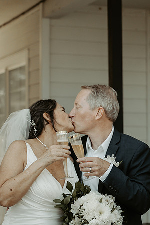 Scott-Valerie-Depoe-Bay-Intimate-Wedding-Photos (50 of 118)