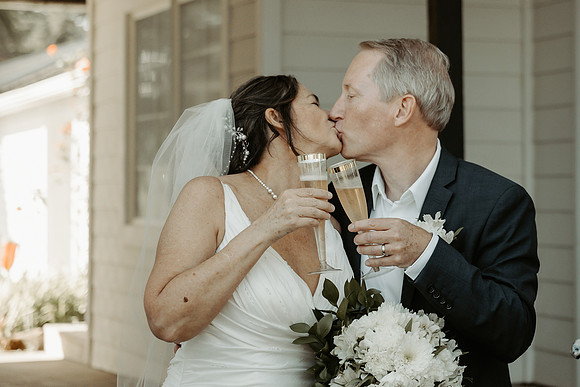 Scott-Valerie-Depoe-Bay-Intimate-Wedding-Photos (51 of 118)