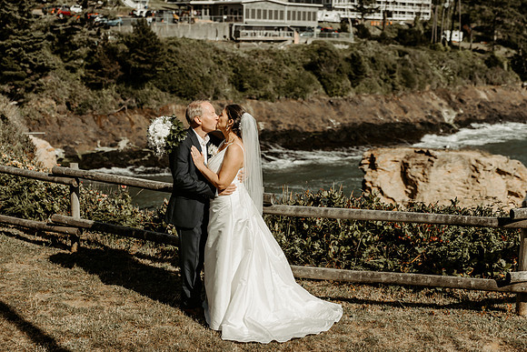 Scott-Valerie-Depoe-Bay-Intimate-Wedding-Photos (56 of 118)